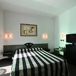 Europa Hotel 4*